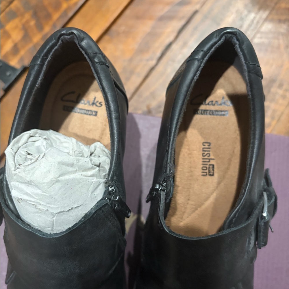 Clarks Black Leather Slip-On Oxfords with Side Buckle - Picture 6 of 8